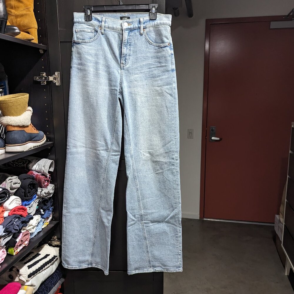 Express High Waist Wide Leg Jeans (8R)